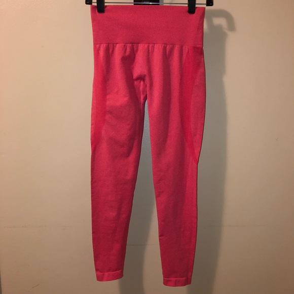 NVGTN NWOT Contour Candy Apple Legging,Size-Small - Picture 4 of 10